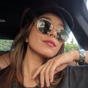 Meet your Posher, Marcela